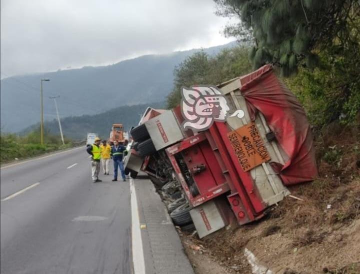 Por lluvia y neblina, al menos cuatro accidentes sobre la Córdoba-Puebla