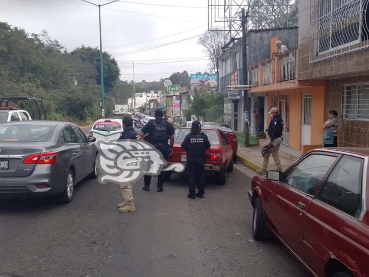 Ebrio conductor causa daños a varios autos en Rébsamen