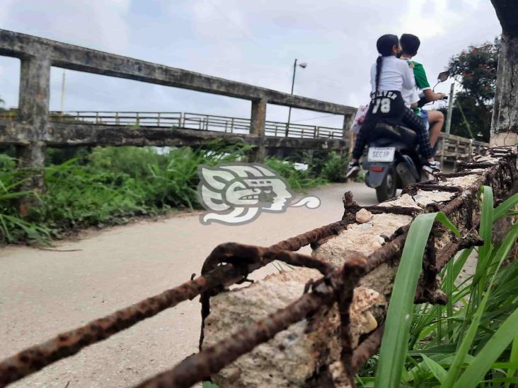 Puente ‘Cansino Marín’ de Agua Dulce presenta severos daños