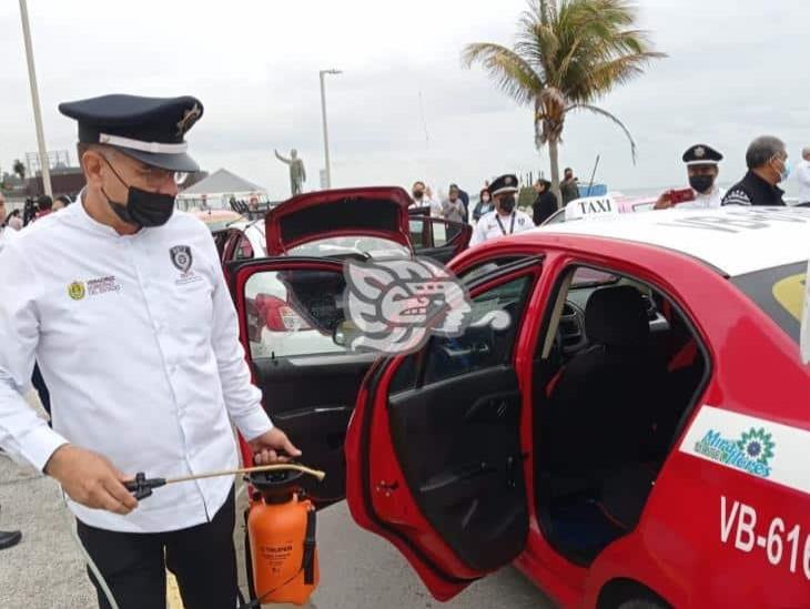 Realizan jornada de sanitización de taxis en Boca del Río