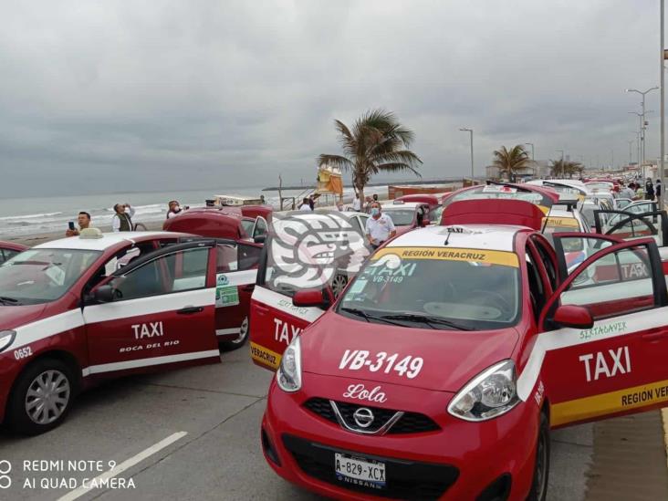 Realizan jornada de sanitización de taxis en Boca del Río