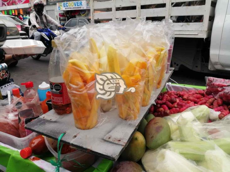 Afluencia moderada en mercados de Veracruz previo a evento de norte