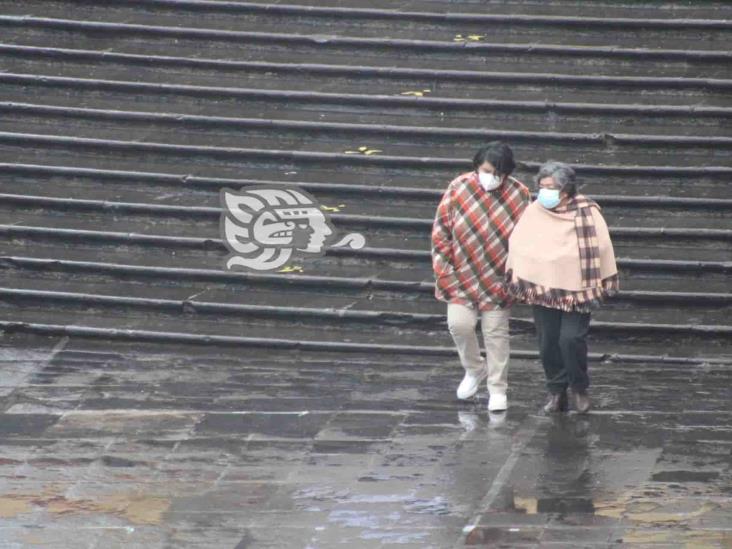 Abrígate; FF 25 atraviesa Veracruz; 10 grados en Xalapa