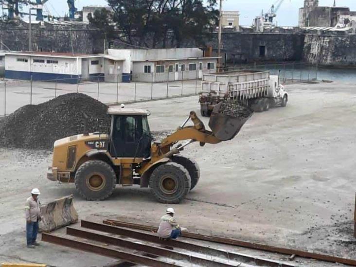 Van 300 mil toneladas de balastro trasladadas al puerto de Veracruz para el Tren Maya