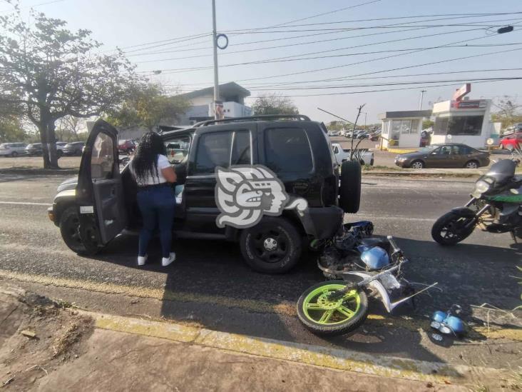 Choque deja a un motociclista lesionado en Veracruz