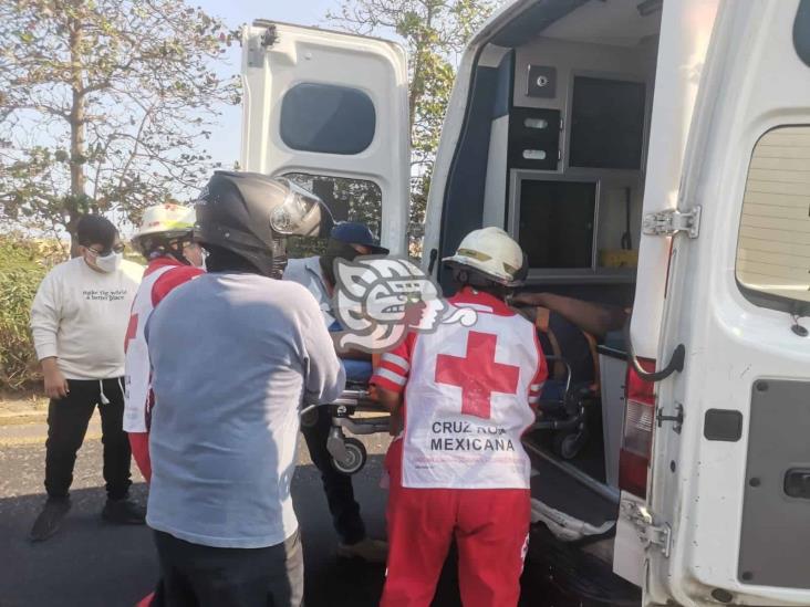 Choque deja a un motociclista lesionado en Veracruz