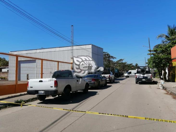 Violan a menor y la asesinan junto a su madre en Coatzacoalcos; raptan a su hermana