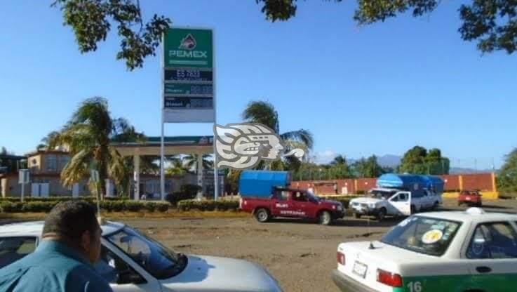Acuerdan nuevas tarifas de taxis en la Sierra de Soteapan
