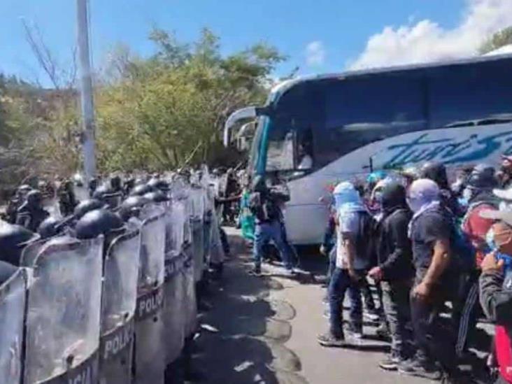 Estudiantes fueron agredidos; justifica CNTE hechos en caseta de Palo Blanco