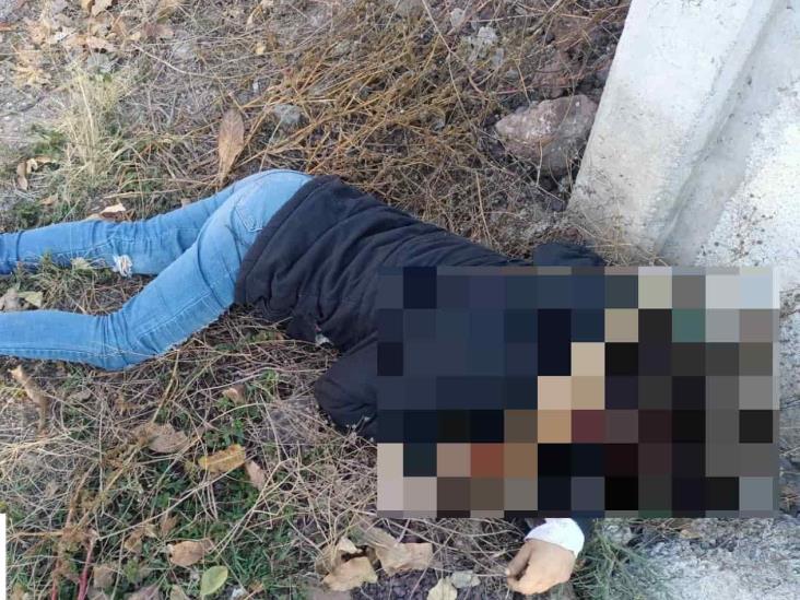 De varios impactos de bala, asesinan a joven mujer en Acultzingo