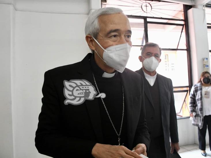 “Encuentren a sus hijos en la oración”: arzobispo de Xalapa a madres de desaparecidos