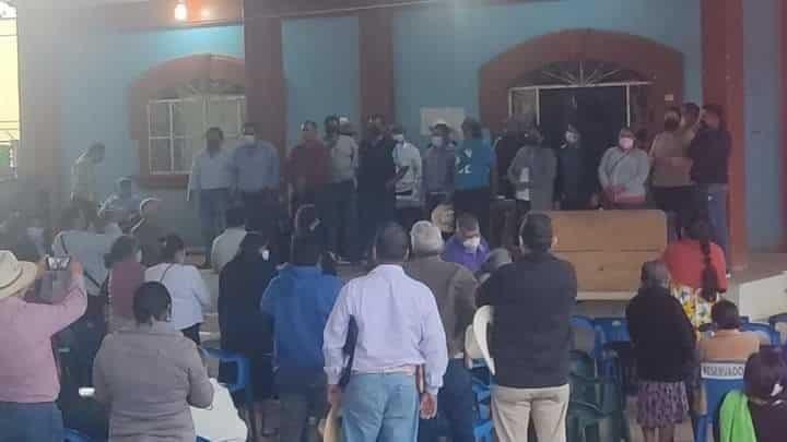 En Tatahuicapan eligen presidente del comisariado ejidal y del consejo de  vigilancia