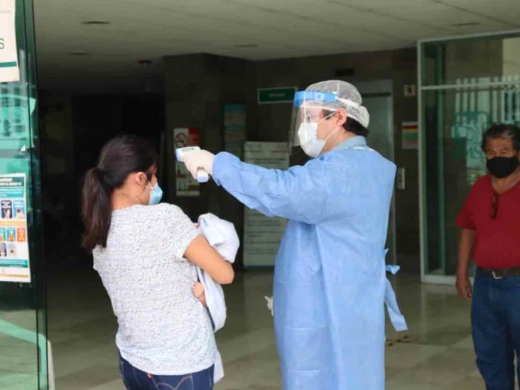 Llama IMSS Veracruz Sur a acudir al hospital ante síntomas de COVID-19