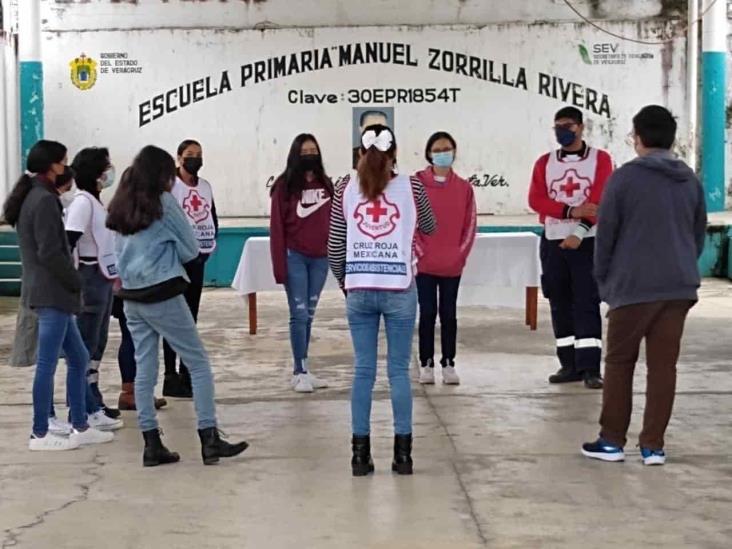 Cruz Roja realiza curso de primeros auxilios para jóvenes en Misantla