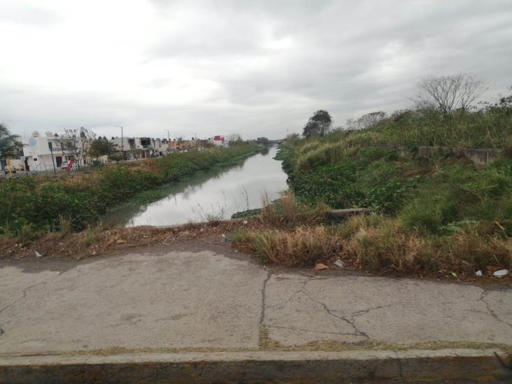 Canales de aguas negras en Veracruz, un tema olvidado por autoridades: ambientalistas
