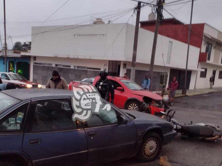 Choque entre camioneta y motocicleta dejó un herido en Orizaba