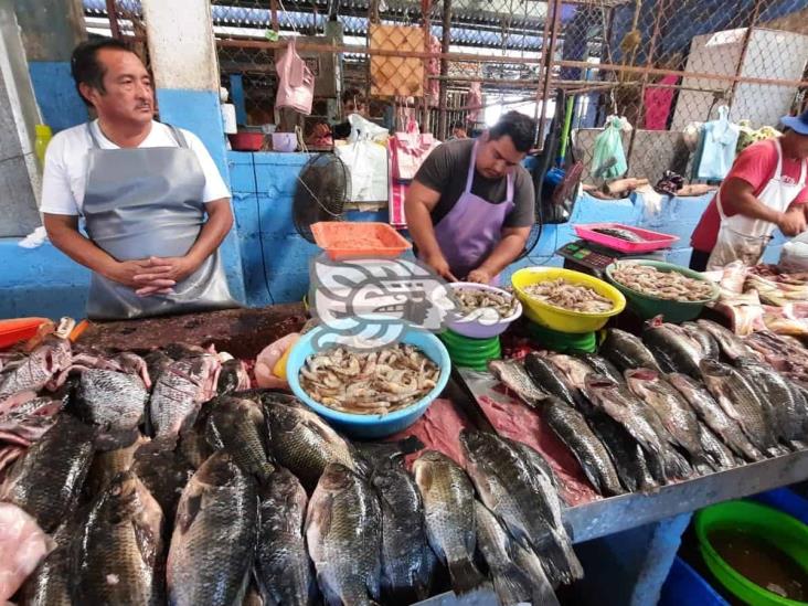 Sube 20 pesos más, precio del kilo de robalo en Agua Dulce