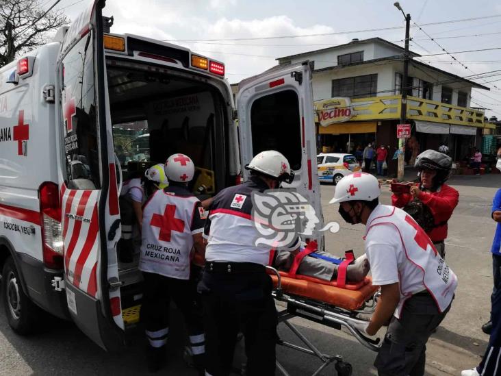 Reportan grave a hombre atropellado por camión de la Línea 2 en Córdoba