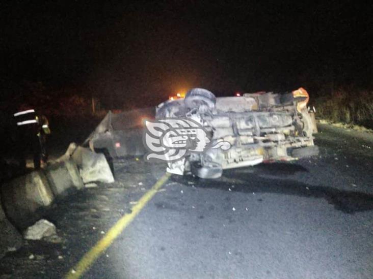 Se voltea camioneta en La Mancha