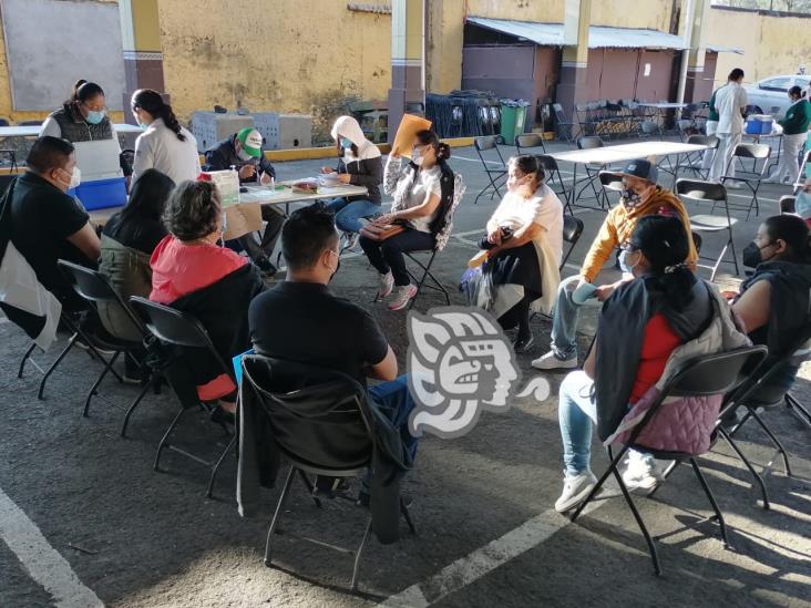 Más de 8 mil ciudadanos de Orizaba acuden por vacuna de refuerzo anti covid