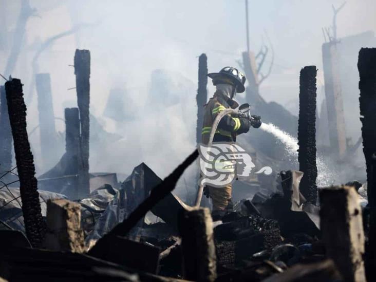 Bomberos veracruzanos, héroes olvidados; congelan ley para que se les asigne salarios