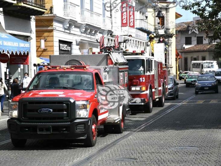 Bomberos veracruzanos, héroes olvidados; congelan ley para que se les asigne salarios