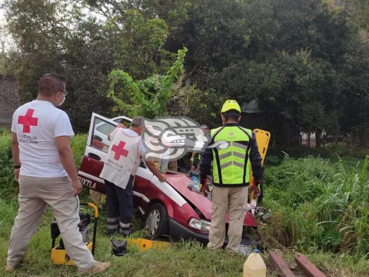 Muere taxista de San Andrés tras choque en la Costera del Golfo 