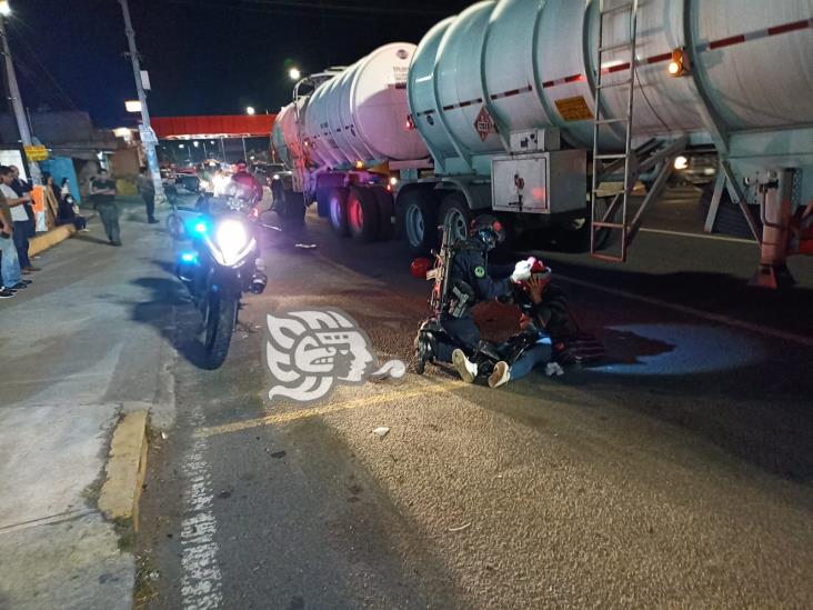 Dos heridos dejó choque entre moto y camioneta en bulevar Xalapa- Banderilla