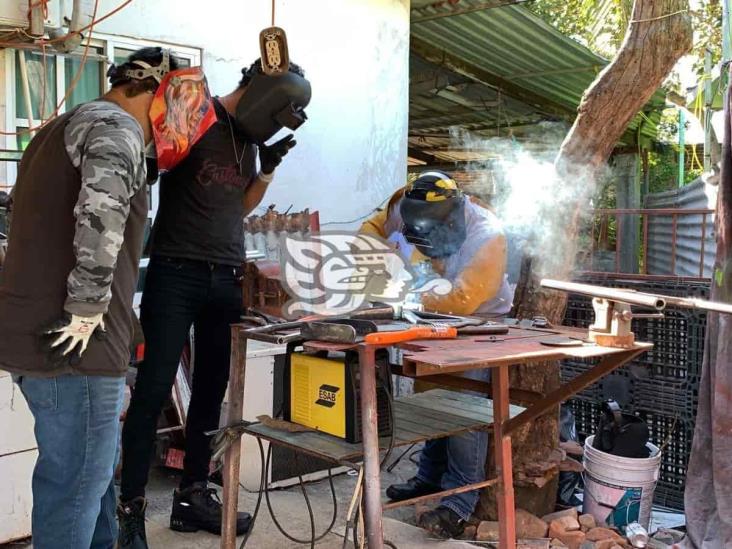 ¡Se van a la NASA! Estudiantes del ITV construyen rover para competencia