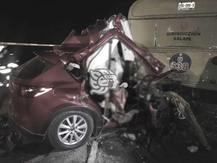 Fatal accidente en El Lencero; dos personas fallecidas