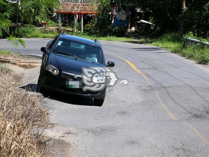 Más baches y deslaves en la Xalapa-Misantla