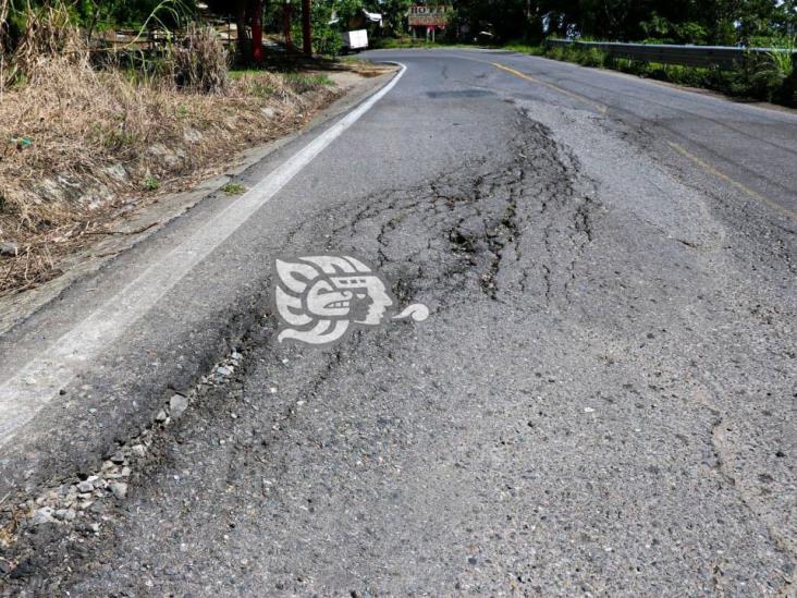 Más baches y deslaves en la Xalapa-Misantla