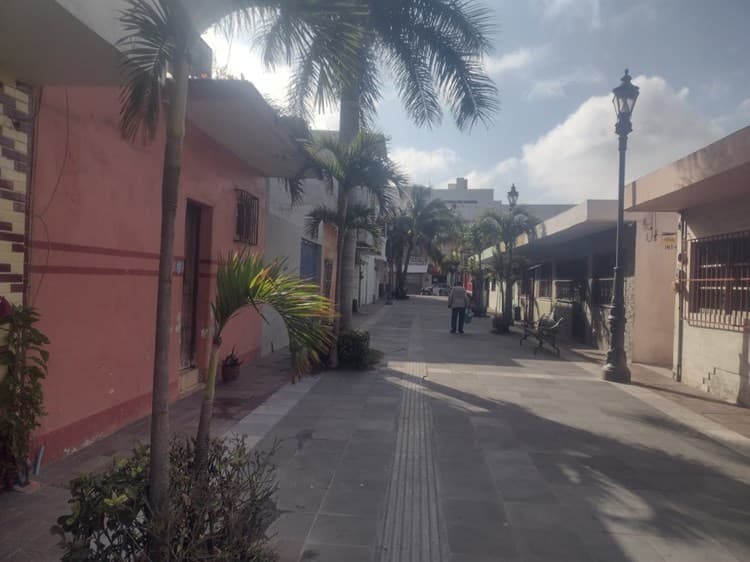 En deterioro barrio de La Huaca; tradición que se niega a morir