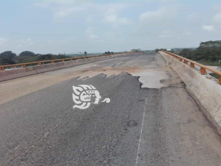 Da resultados programa emergente de bacheo en la Costera del Golfo