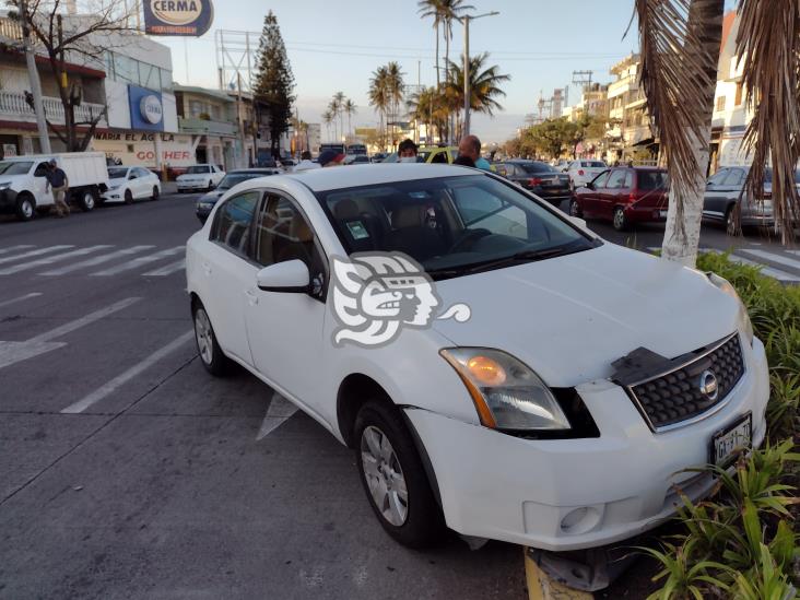 Se registra fuerte percance en avenida Miguel Alemán