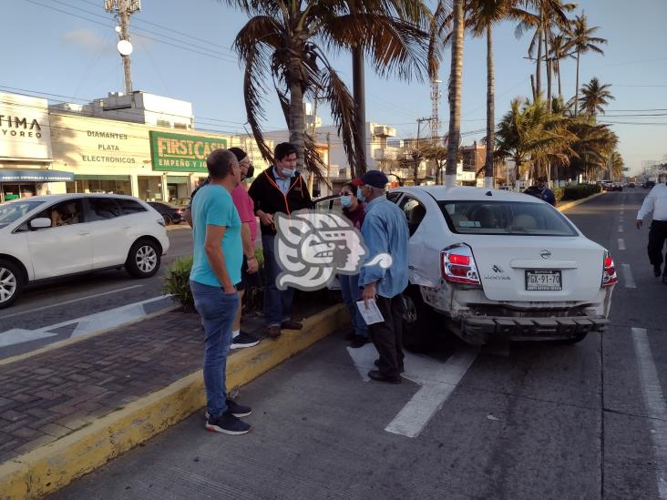 Se registra fuerte percance en avenida Miguel Alemán