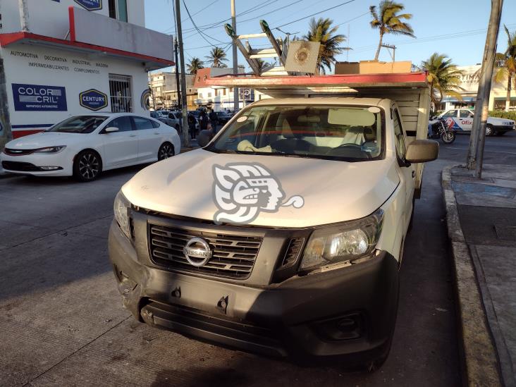 Se registra fuerte percance en avenida Miguel Alemán