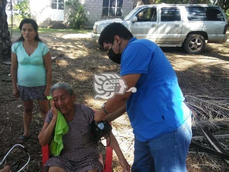 Golpean a mujer de la tercera edad en zona rural de Acayucan