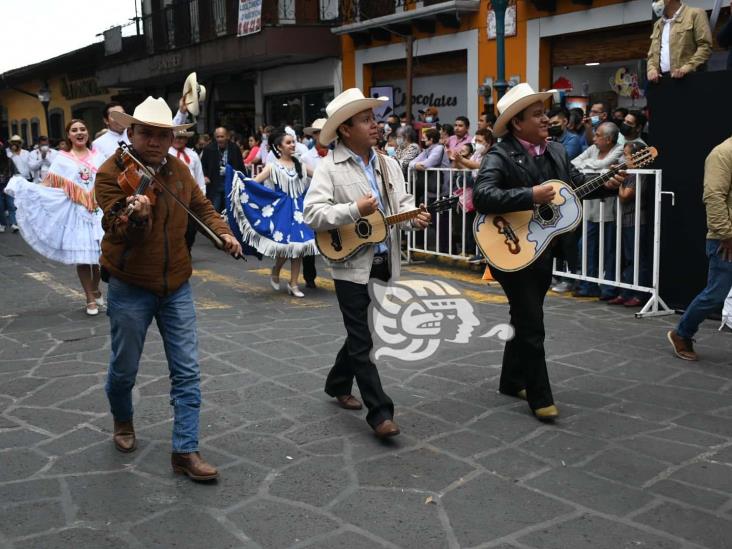 Gastronomía, danza, vestimenta y música,  en  encuentro Orgullo Veracruzano