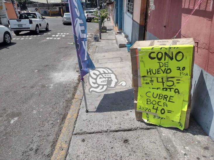 En Veracruz, emprendedores ofertan el cartón de huevo a 45 pesos