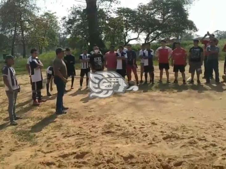 Futbolistas de Las Choapas condenan la violencia en los campos