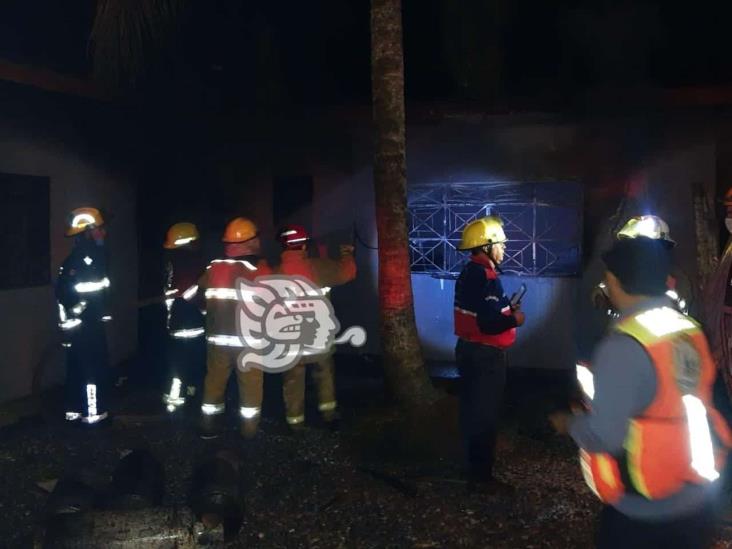 Incendio de cocina económica moviliza a cuerpos de rescate en Ixtaczoquitlán