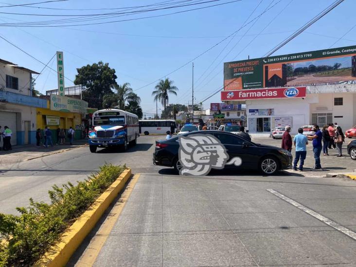  Estallan contra FGE por liberación de responsable de accidente en la Xalapa-Coatepec