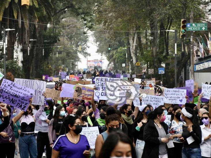 #8M: ‘Ninguna más en el olvido, ninguna más asesinada’, claman veracruzanas en Xalapa