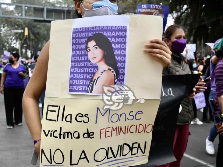 #8M: ‘Ninguna más en el olvido, ninguna más asesinada’, claman veracruzanas en Xalapa