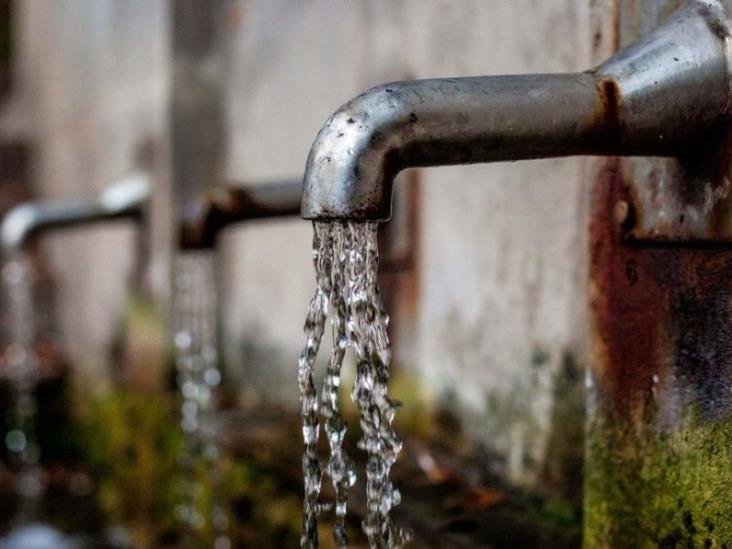 Colonias de Veracruz permanecerán sin agua potable por mantenimiento