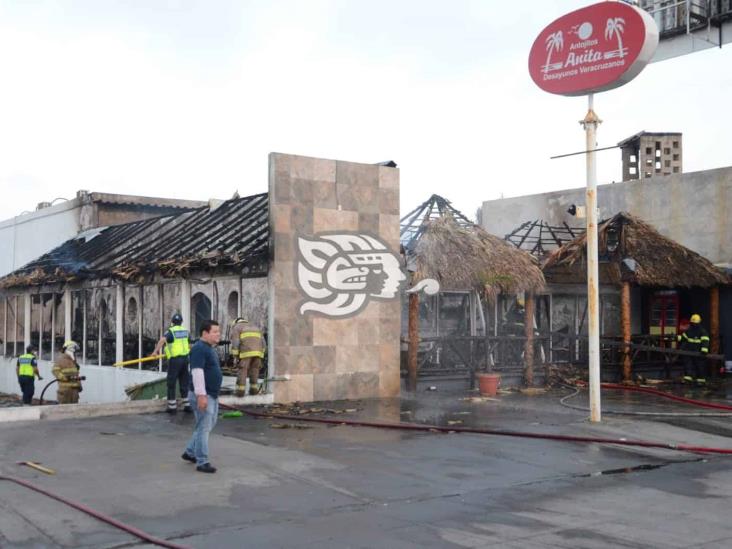 Se incendia restaurante en Boca del Río