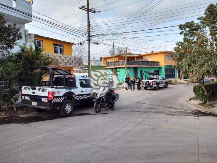 En Xalapa, riña entre vecinos de la colonia Carolino Anaya movilizó a policías