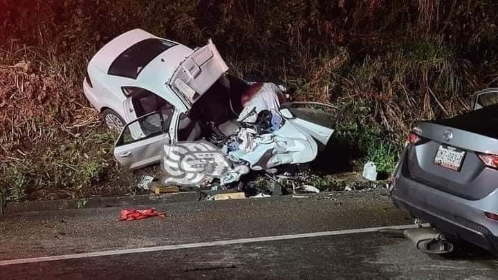 Accidente en autopista Las Choapas-Ocozocoautla; dos muertos