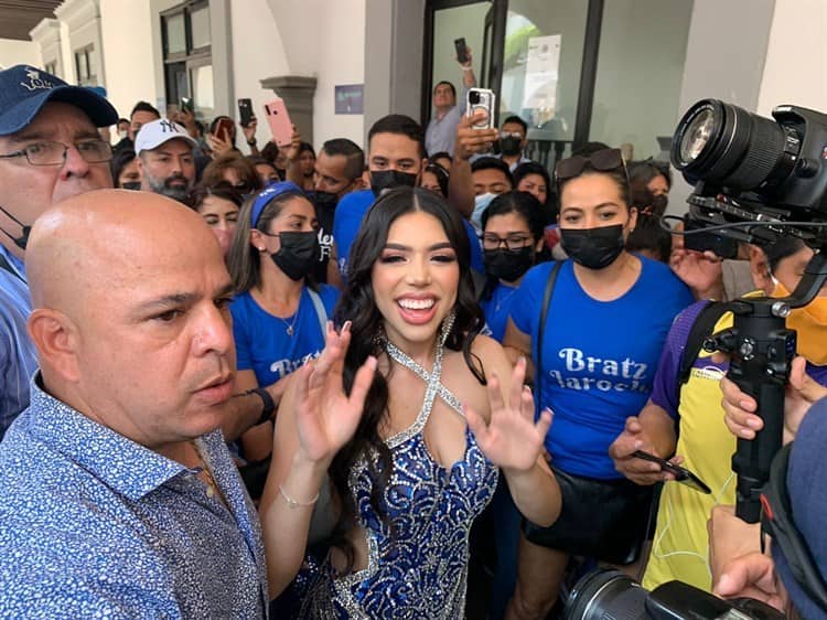 Es oficial: YeriMUA es candidata a reina del Carnaval de Veracruz 2022